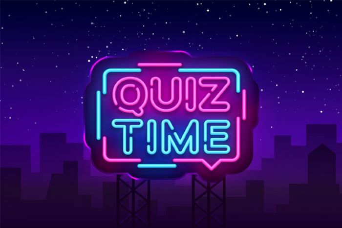 Blue and pink ´Quiz Time´ sign