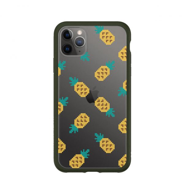 Transparent phone case decorated with yellow pineapples (green bumper)
