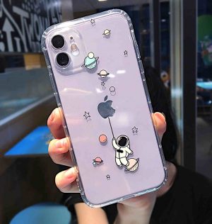 Phone case with cute astronaut design (2)